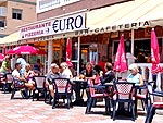 Aan de dijk in Las Galletas. Den 'Euro'. (Foto Frank Catry)