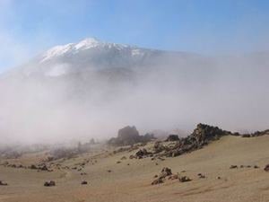 De weergrens op de Teide.